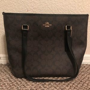 ONE DAY SALE! NWT COACH TOTE..